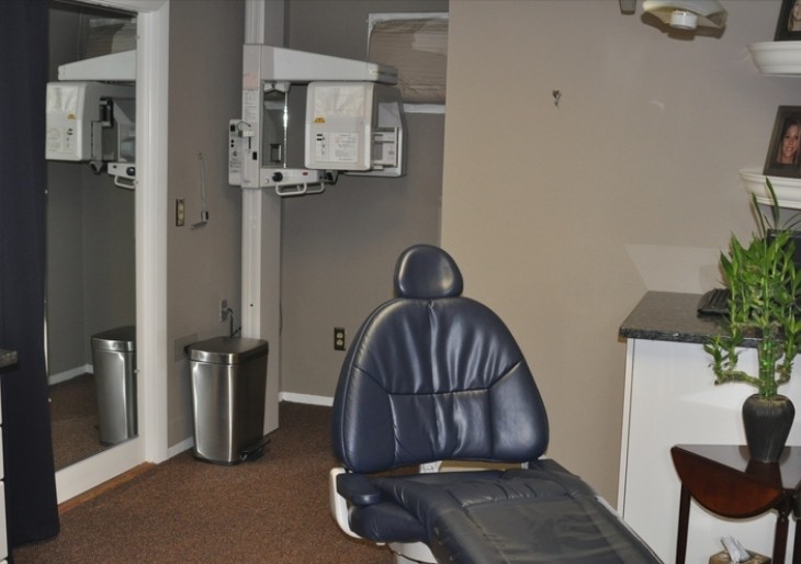 Dental treatment room